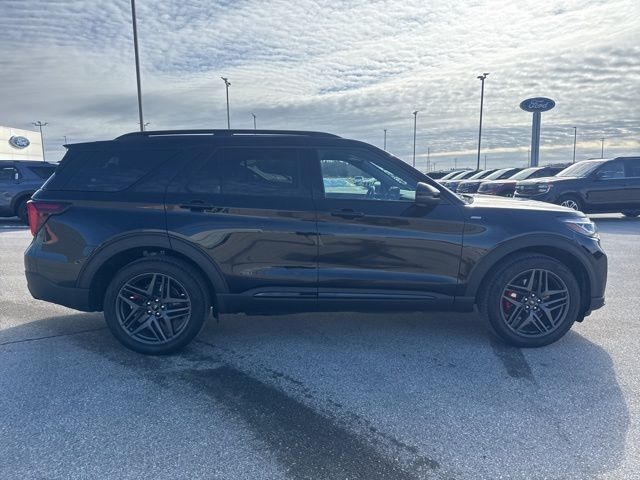 2025 Ford Explorer ST-Line Random Lake WI