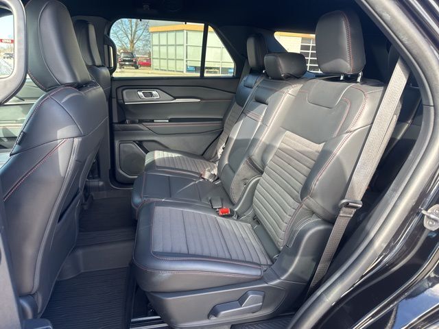 2025 Ford Explorer ST-Line Random Lake WI