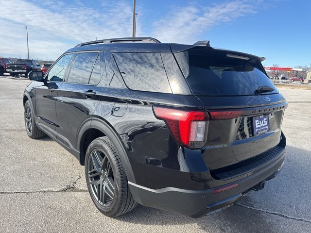 2025 Ford Explorer ST-Line Random Lake WI