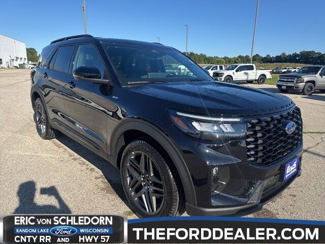 2025 Ford Explorer ST-Line Milwaukee WI