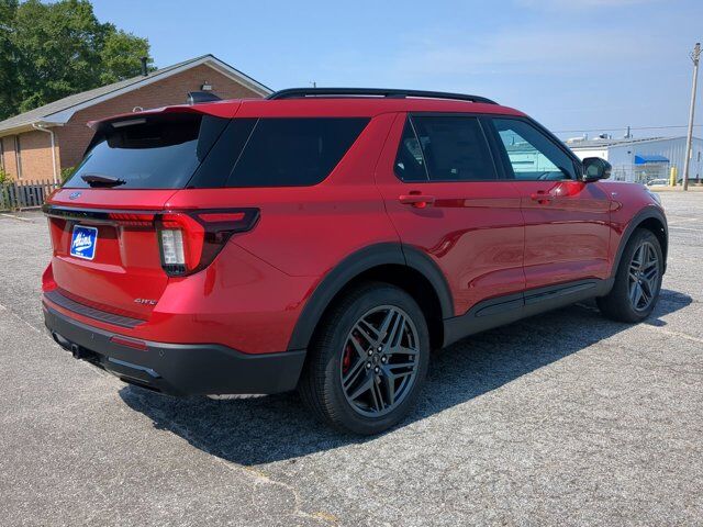 2025 Ford Explorer ST-Line Appleton WI