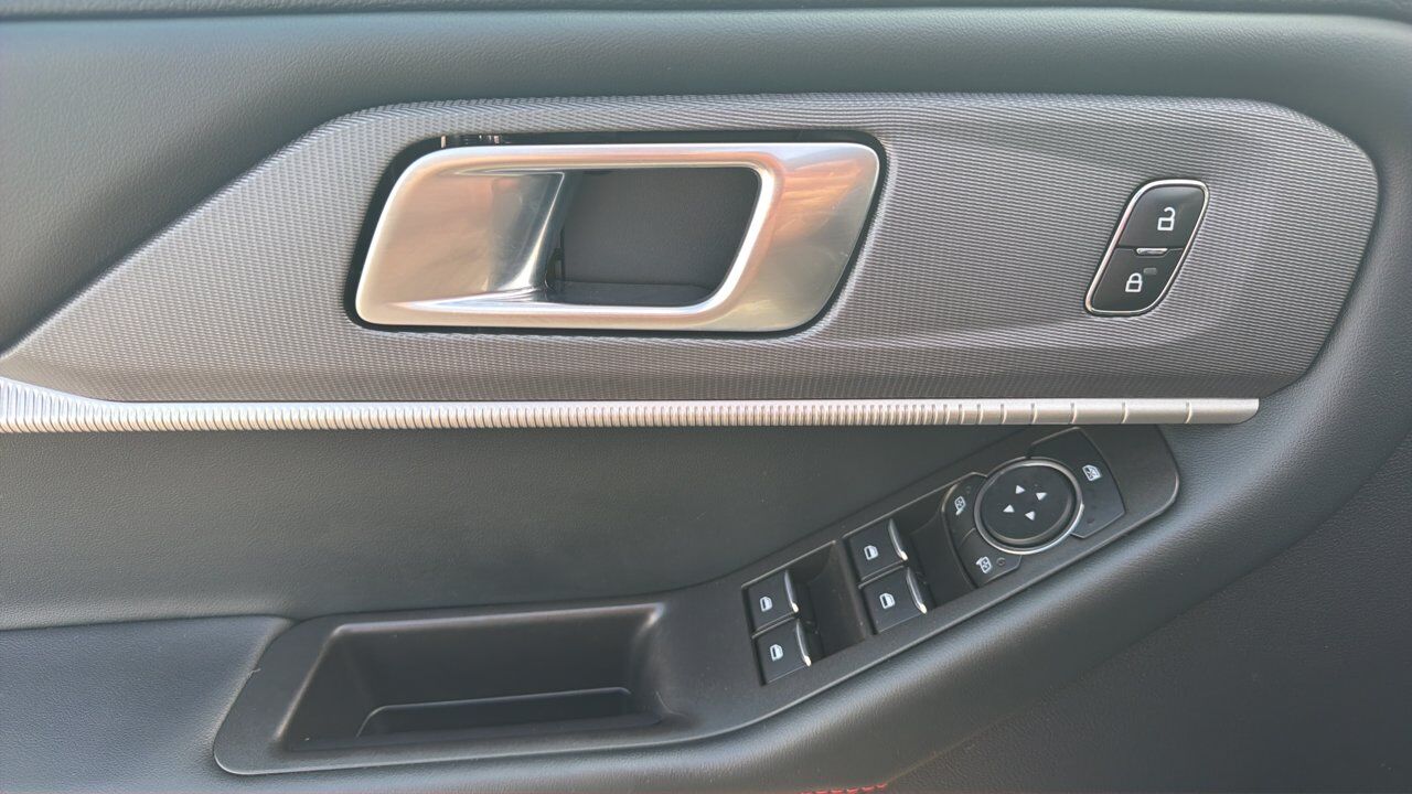 2025 Ford Explorer ST-Line Sherwood Park AB
