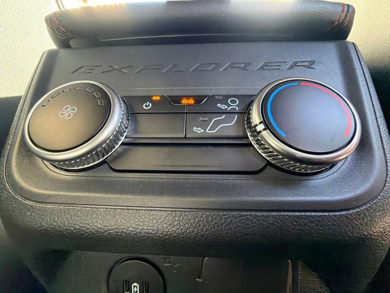 2025 Ford Explorer ST-Line Watertown SD