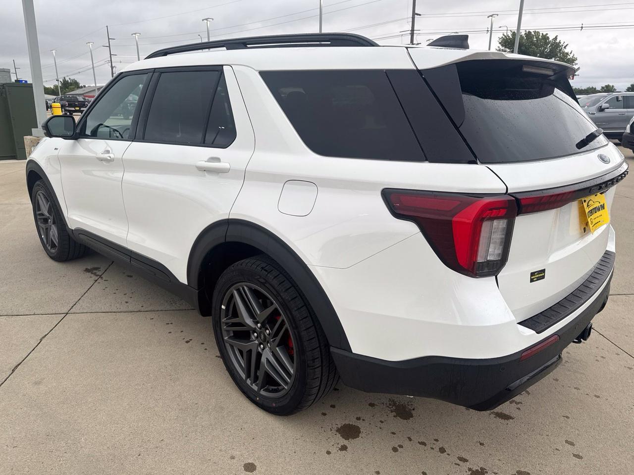 2025 Ford Explorer ST-Line Watertown SD