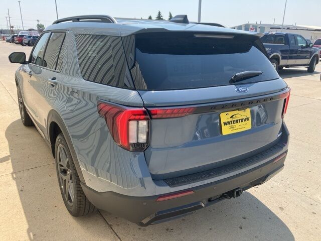 2025 Ford Explorer ST-Line Watertown SD