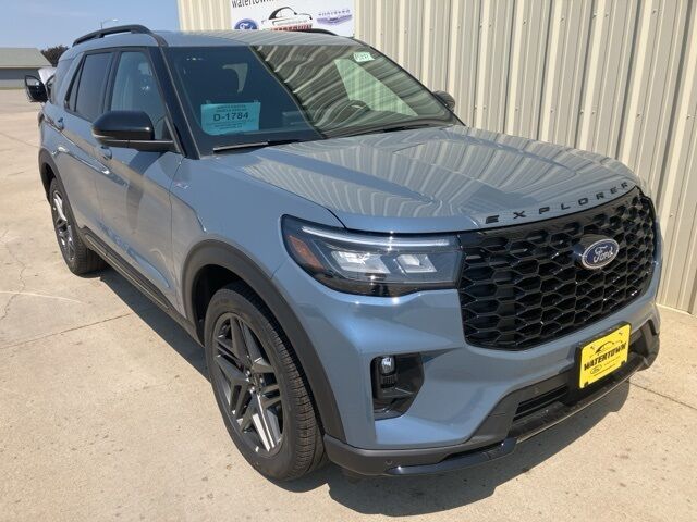 2025 Ford Explorer ST-Line Watertown SD