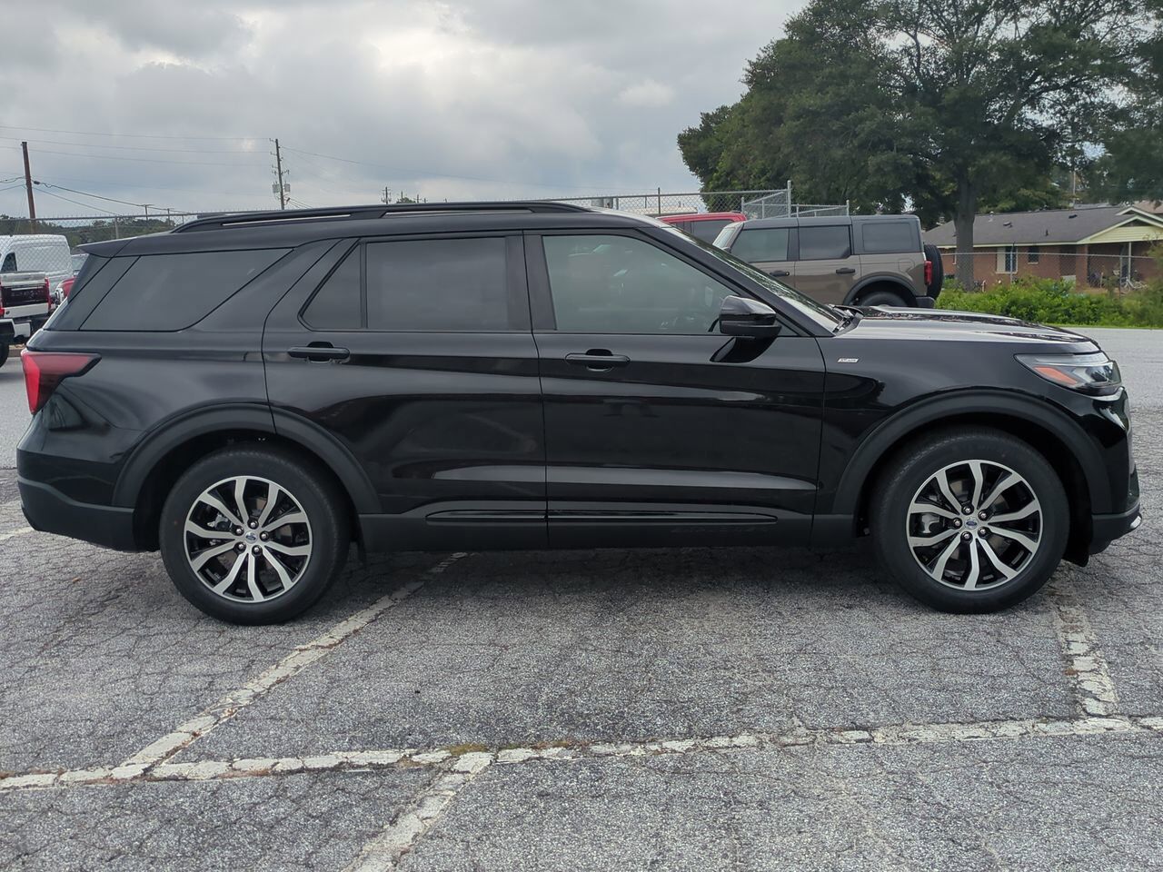 2025 Ford Explorer ST-Line Winder GA