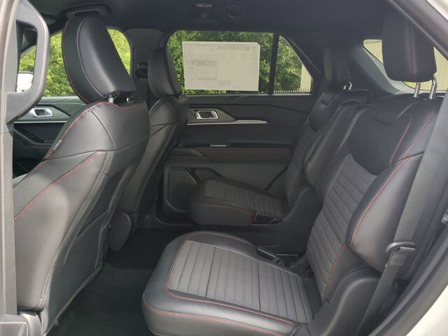 2025 Ford Explorer ST-Line Winder GA