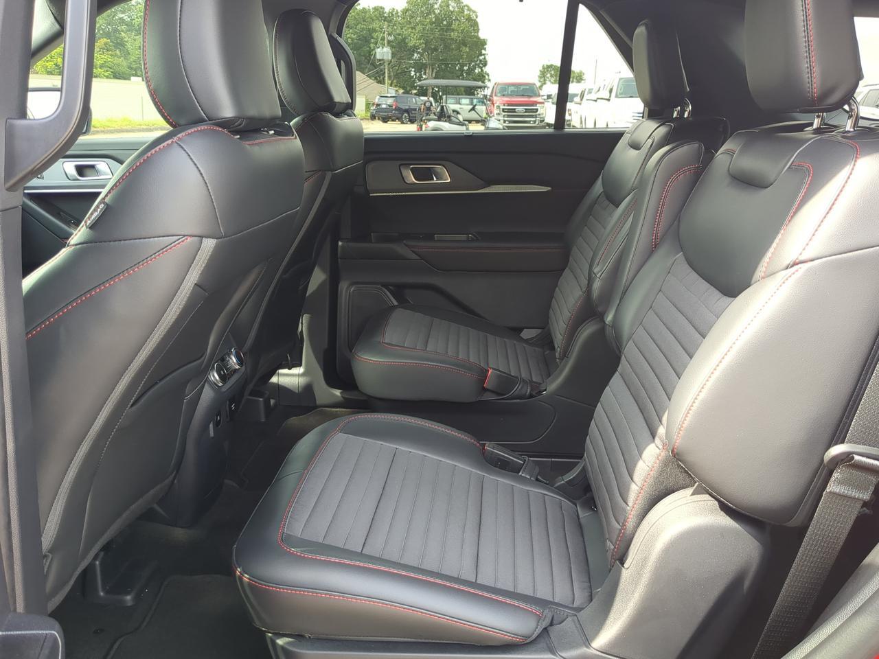 2025 Ford Explorer ST-Line Winder GA