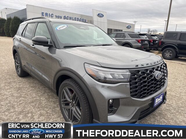 2025 Ford Explorer ST Milwaukee WI