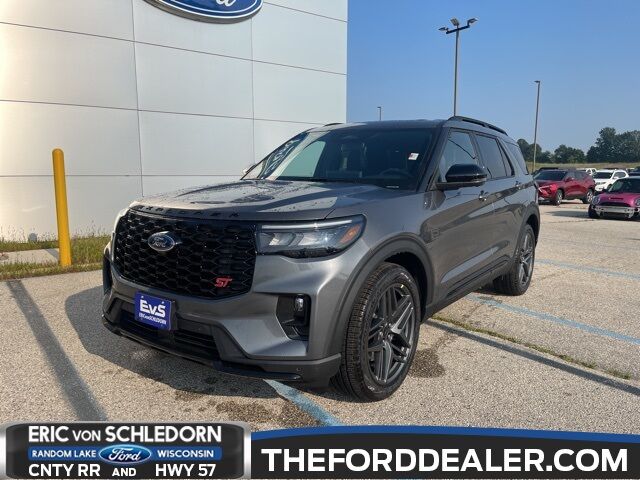 2025 Ford Explorer ST Milwaukee WI