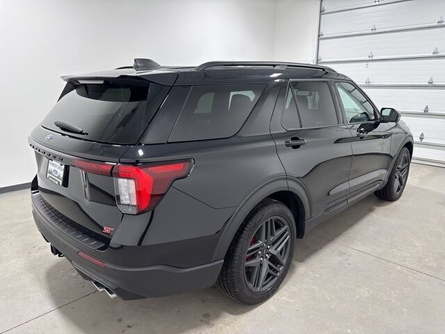 2025 Ford Explorer ST Pine River MN