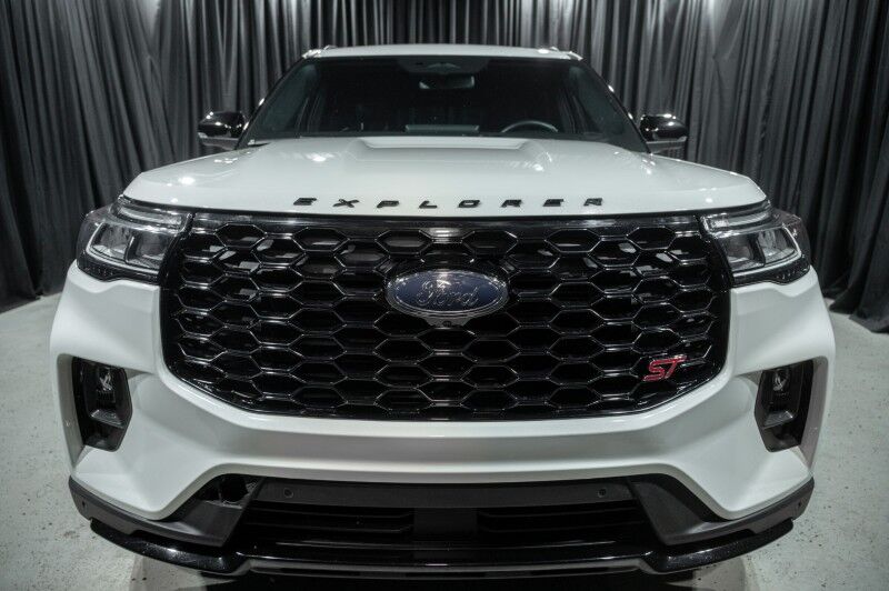 2025 Ford Explorer ST RWD SUV