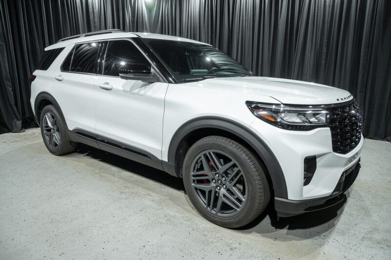2025 Ford Explorer ST RWD SUV