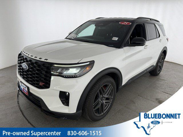 2025 Ford Explorer