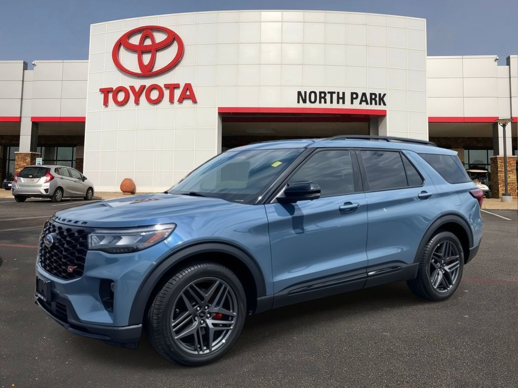 2025 Ford Explorer