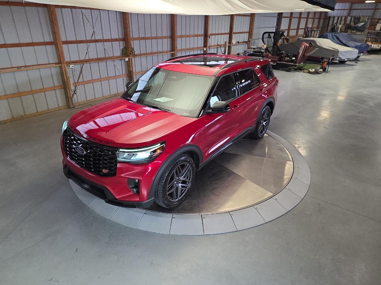 2025 Ford Explorer ST Sand Lake NY
