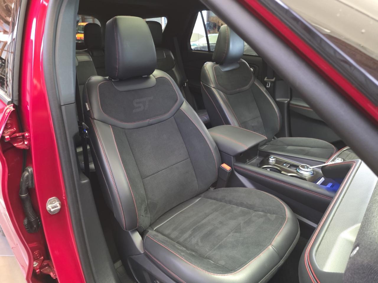 2025 Ford Explorer ST Sand Lake NY