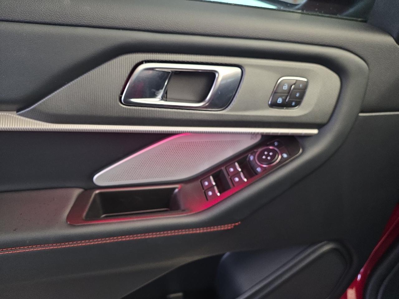 2025 Ford Explorer ST Sand Lake NY