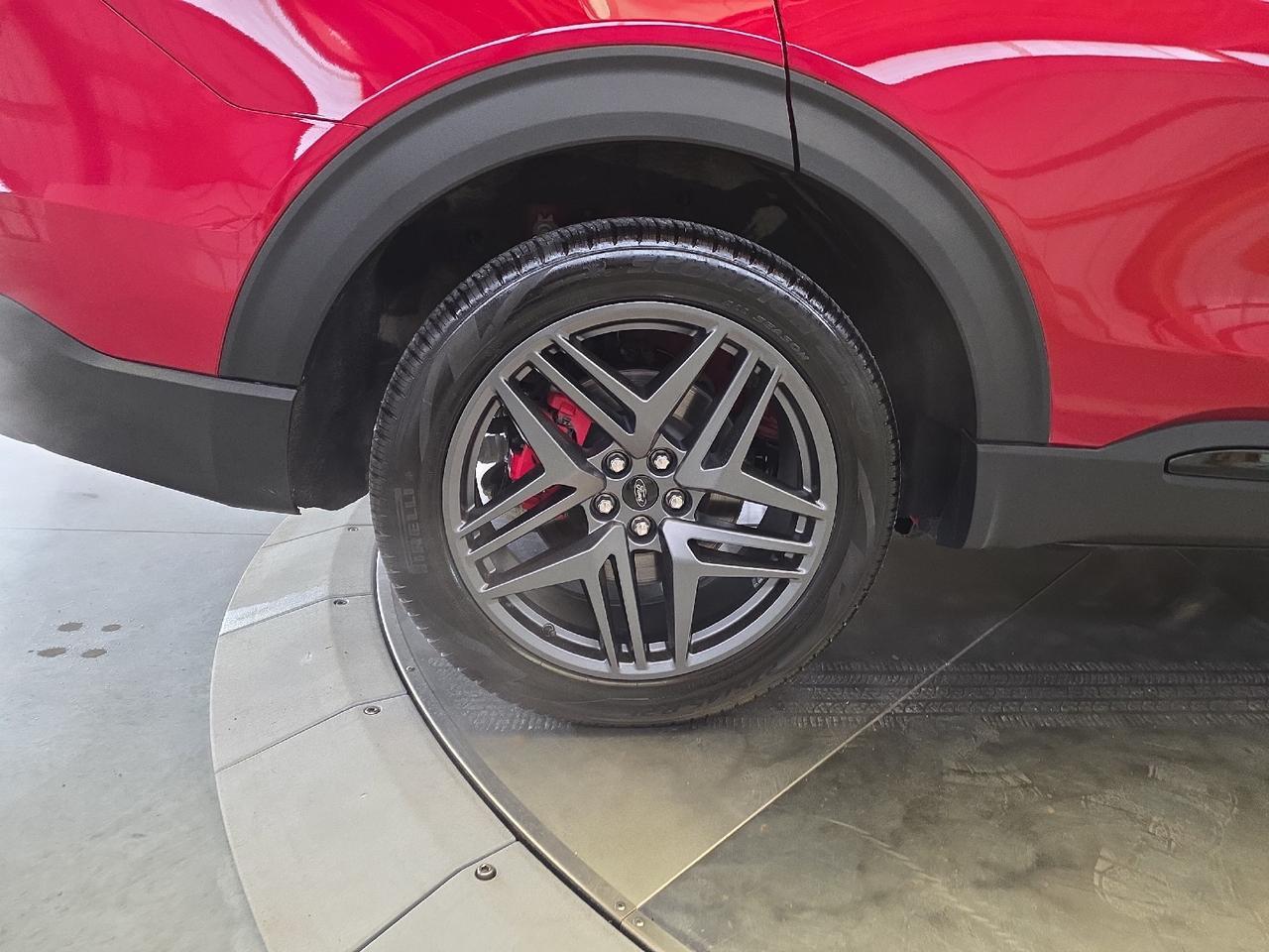 2025 Ford Explorer ST Sand Lake NY