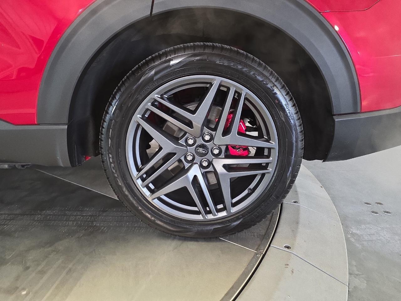 2025 Ford Explorer ST Sand Lake NY