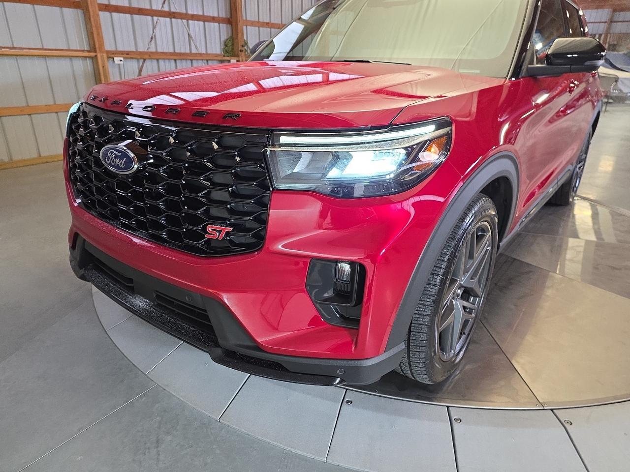 2025 Ford Explorer ST Sand Lake NY