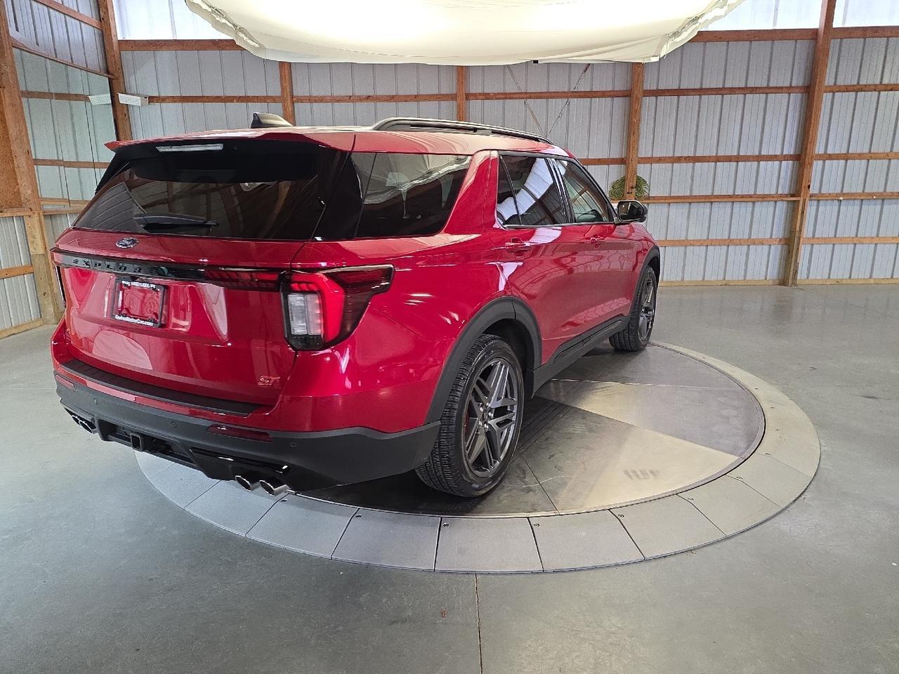 2025 Ford Explorer ST Sand Lake NY