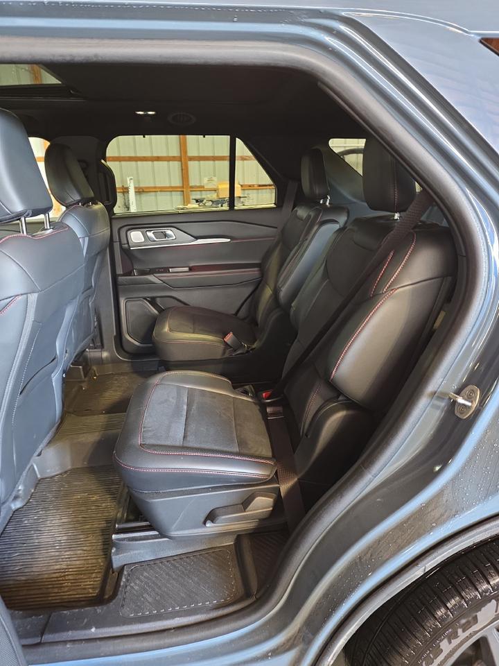 2025 Ford Explorer ST Sand Lake NY