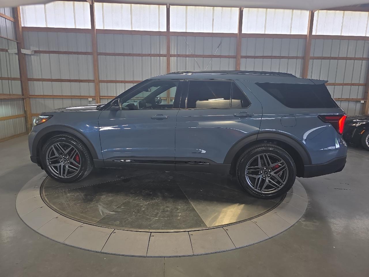 2025 Ford Explorer ST Sand Lake NY