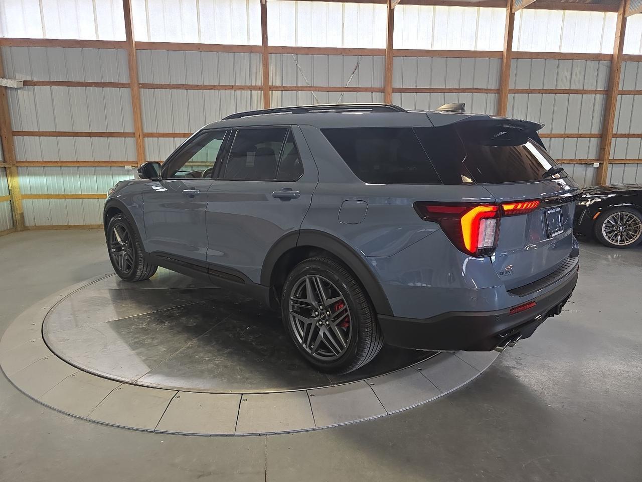 2025 Ford Explorer ST Sand Lake NY