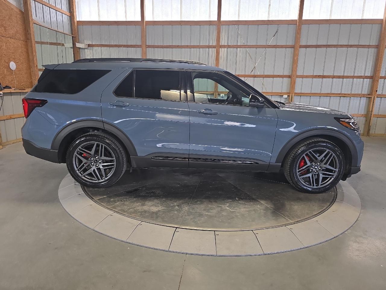 2025 Ford Explorer ST Sand Lake NY