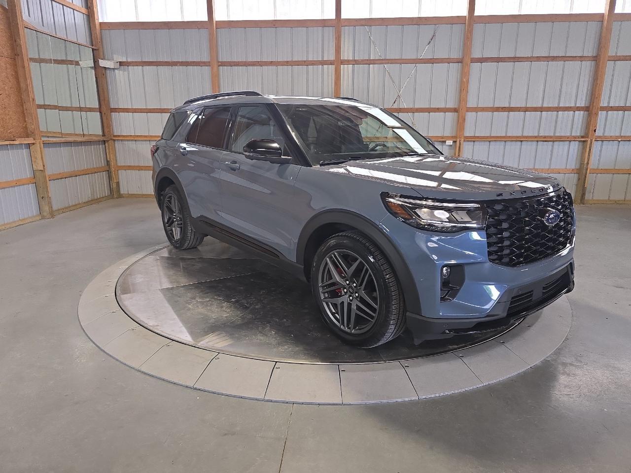 2025 Ford Explorer ST Sand Lake NY