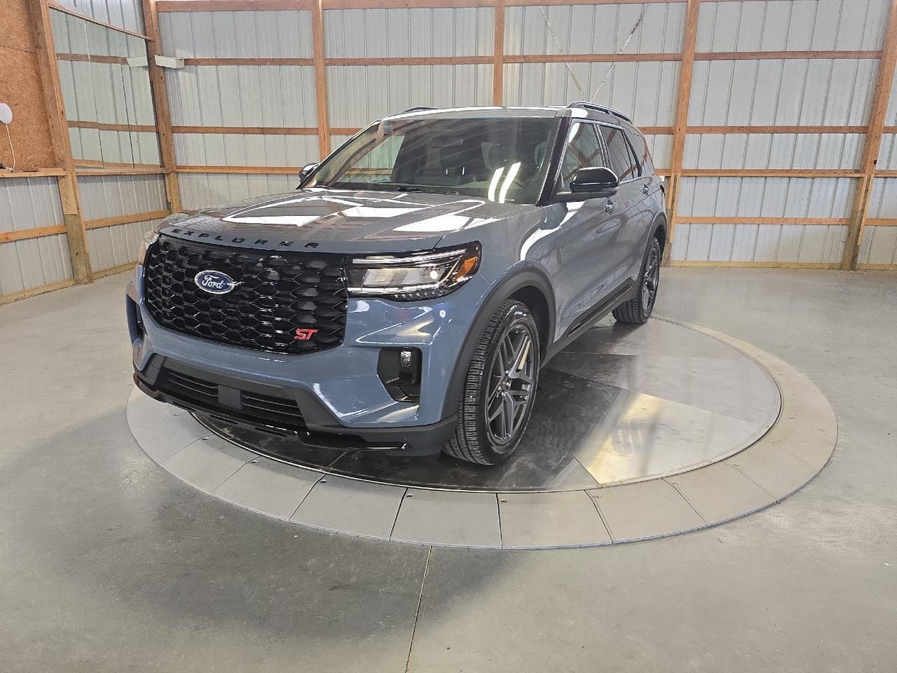 2025 Ford Explorer ST Sand Lake NY