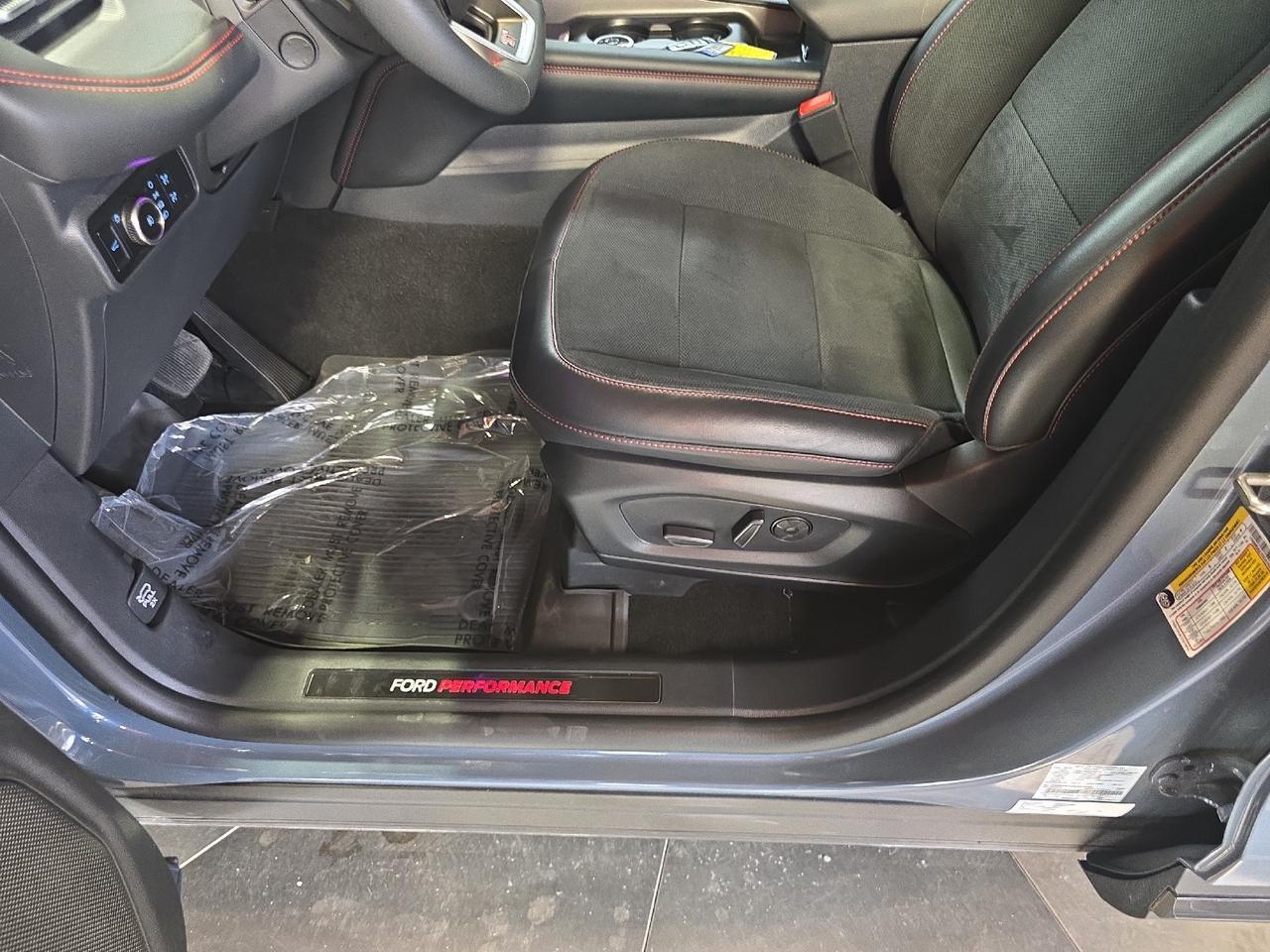 2025 Ford Explorer ST Sand Lake NY