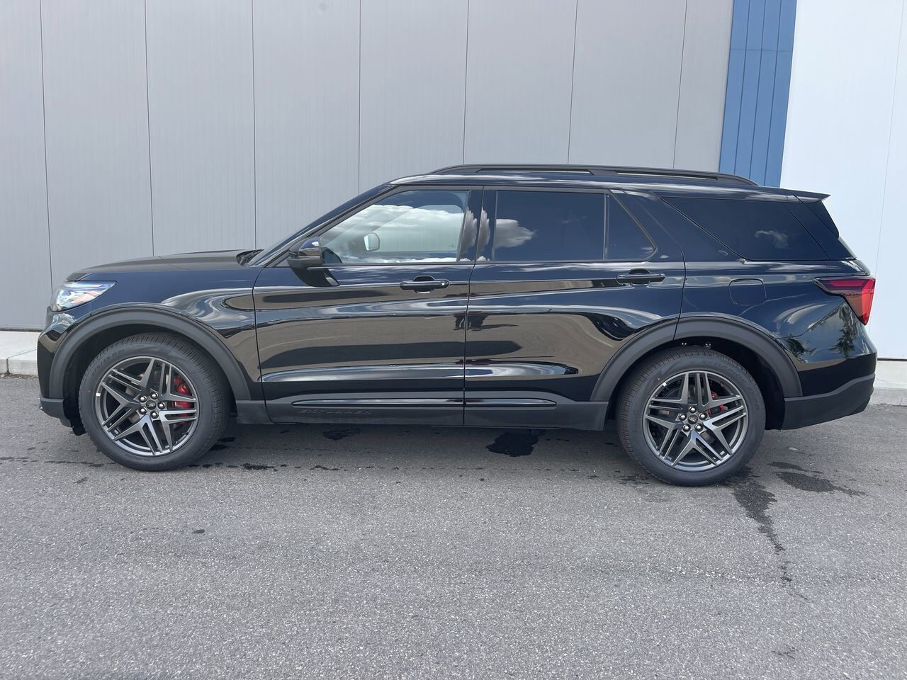 2025 Ford Explorer ST Sherwood Park AB