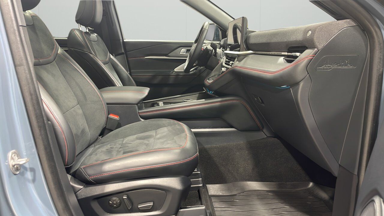 2025 Ford Explorer ST Sherwood Park AB