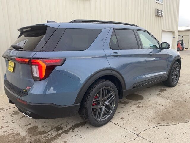 2025 Ford Explorer ST Watertown SD