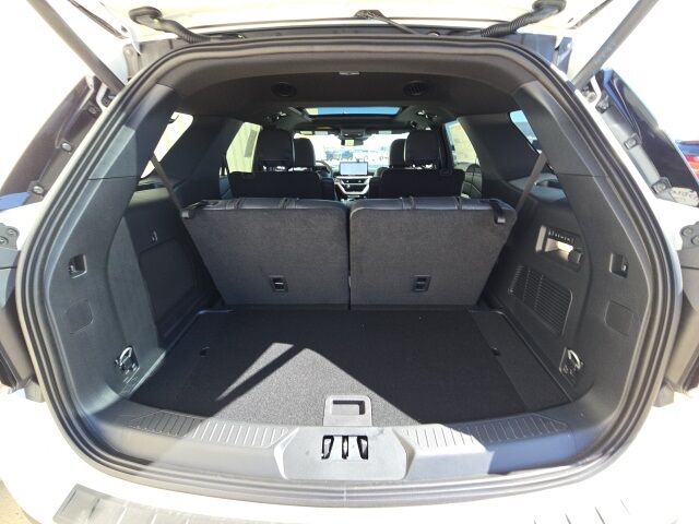 2025 Ford Explorer ST photo 4