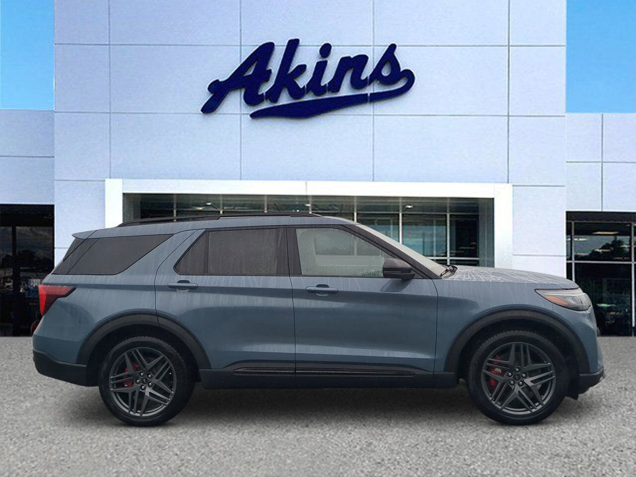 2025 Ford Explorer ST