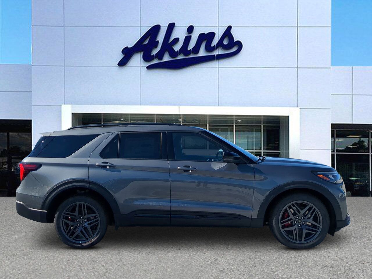 2025 Ford Explorer ST