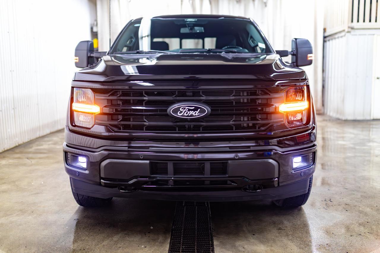 2025 Ford F-150 4x4 Crew Cab XLT Nav BCam 6.5 Ft Box Red Deer AB