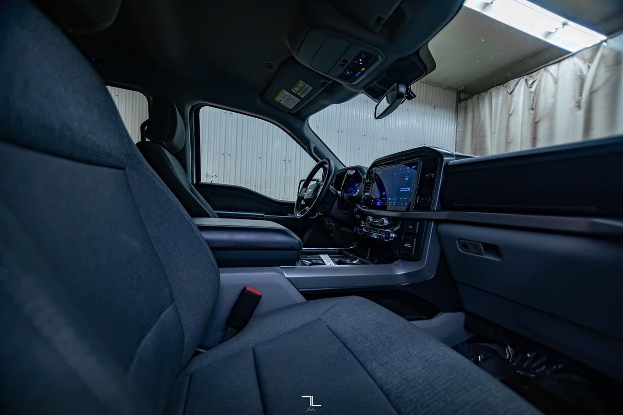 2025 Ford F-150 4x4 Super Crew XLT Nav BCam PSeat Red Deer AB