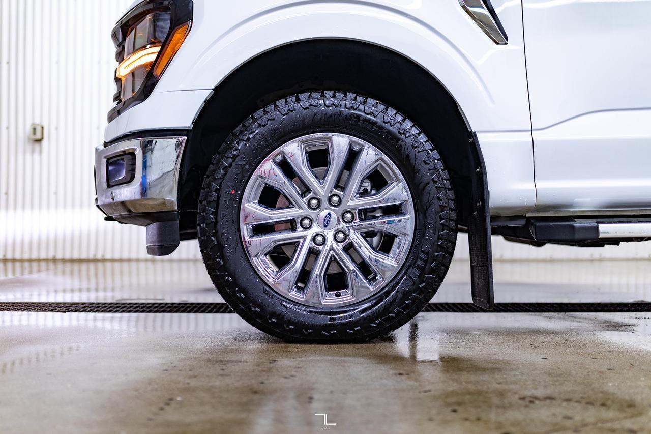 2025 Ford F-150 4x4 Super Crew XLT Nav BCam Red Deer AB