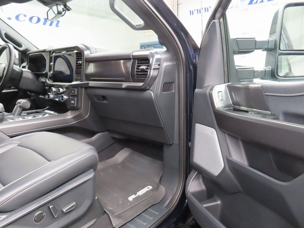 2025 Ford F-150 4x4 SuperCrew Lariat Fond du Lac WI