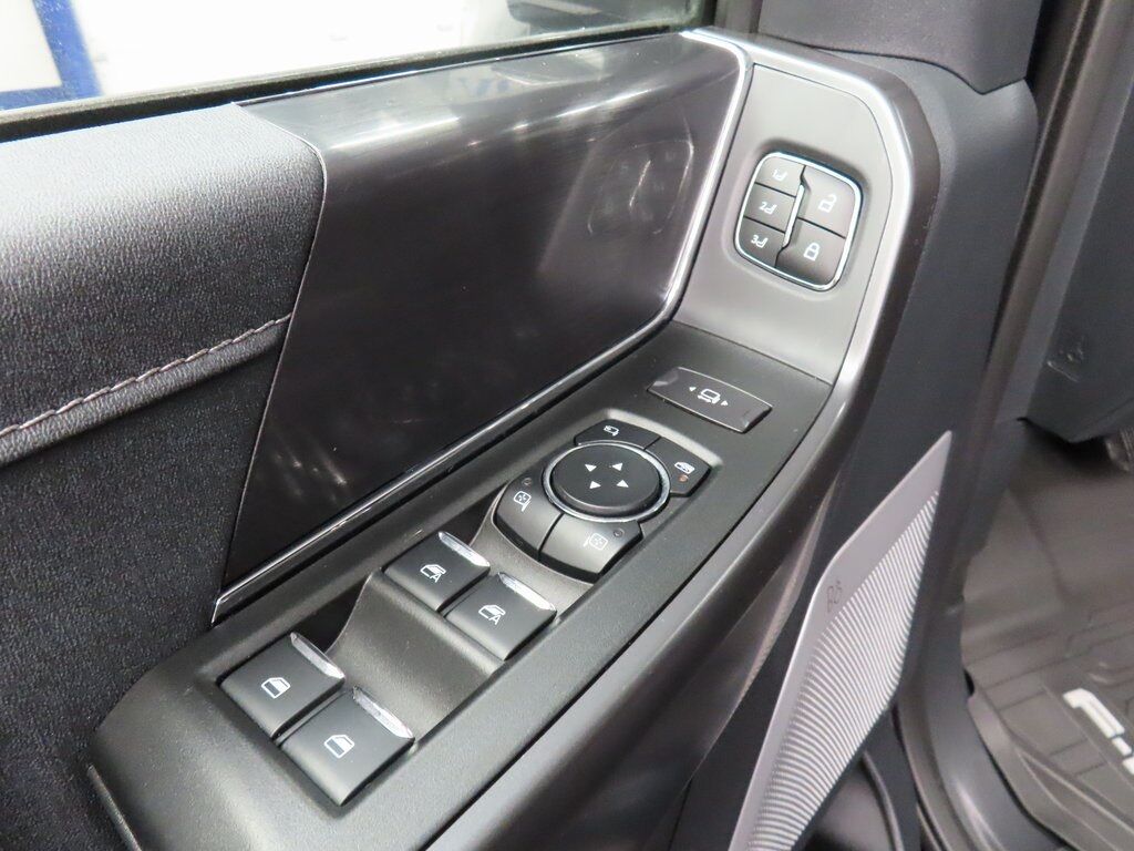 2025 Ford F-150 4x4 SuperCrew Lariat Fond du Lac WI