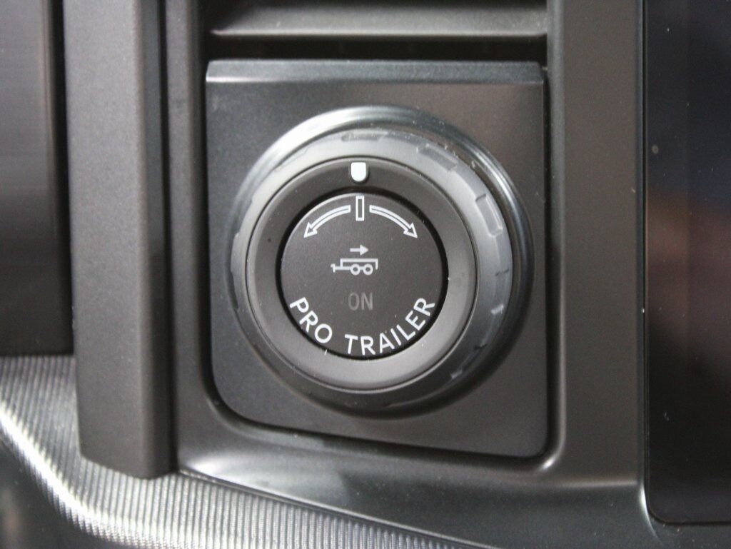 2025 Ford F-150 4x4 SuperCrew Lariat Fond du Lac WI
