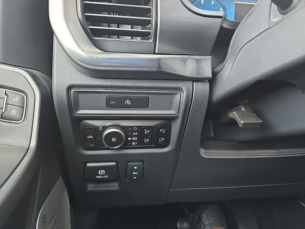 2025 Ford F-150 4x4 SuperCrew Lariat Fond du Lac WI