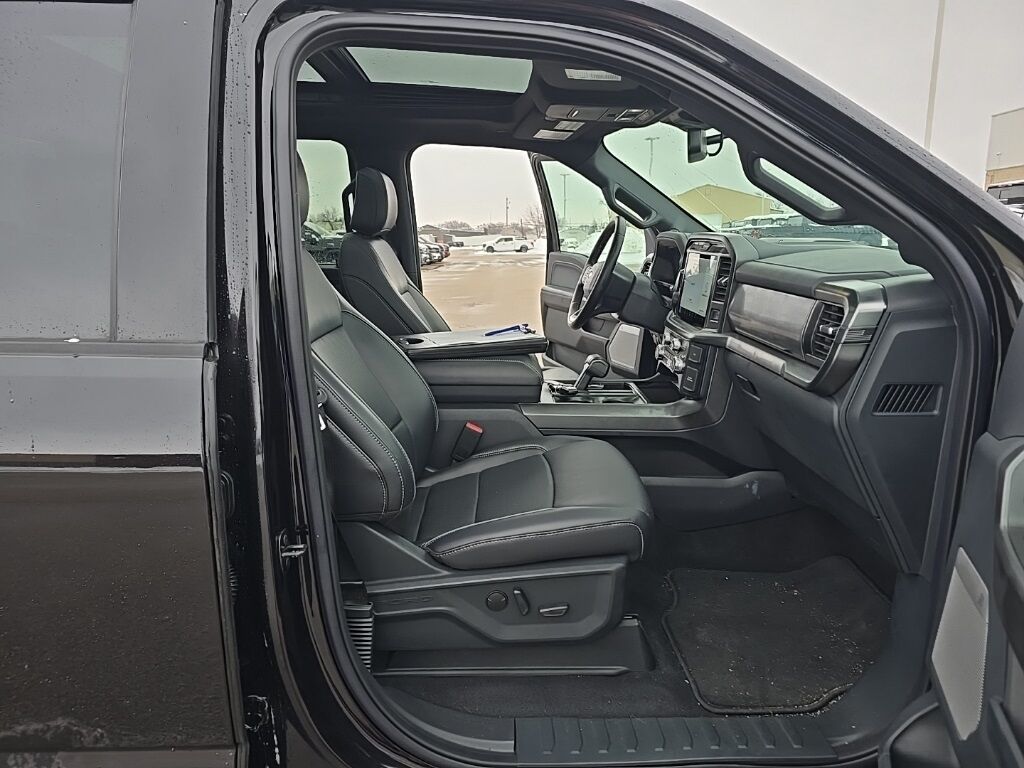 2025 Ford F-150 4x4 SuperCrew Lariat Fond du Lac WI