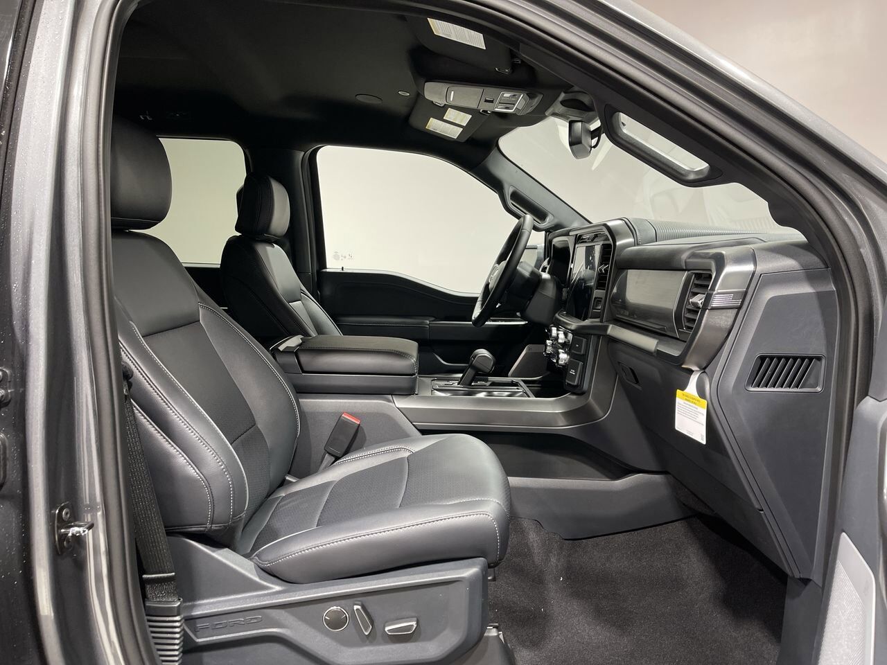2025 Ford F-150 LARIAT - FACTORY ORDER Sherwood Park AB
