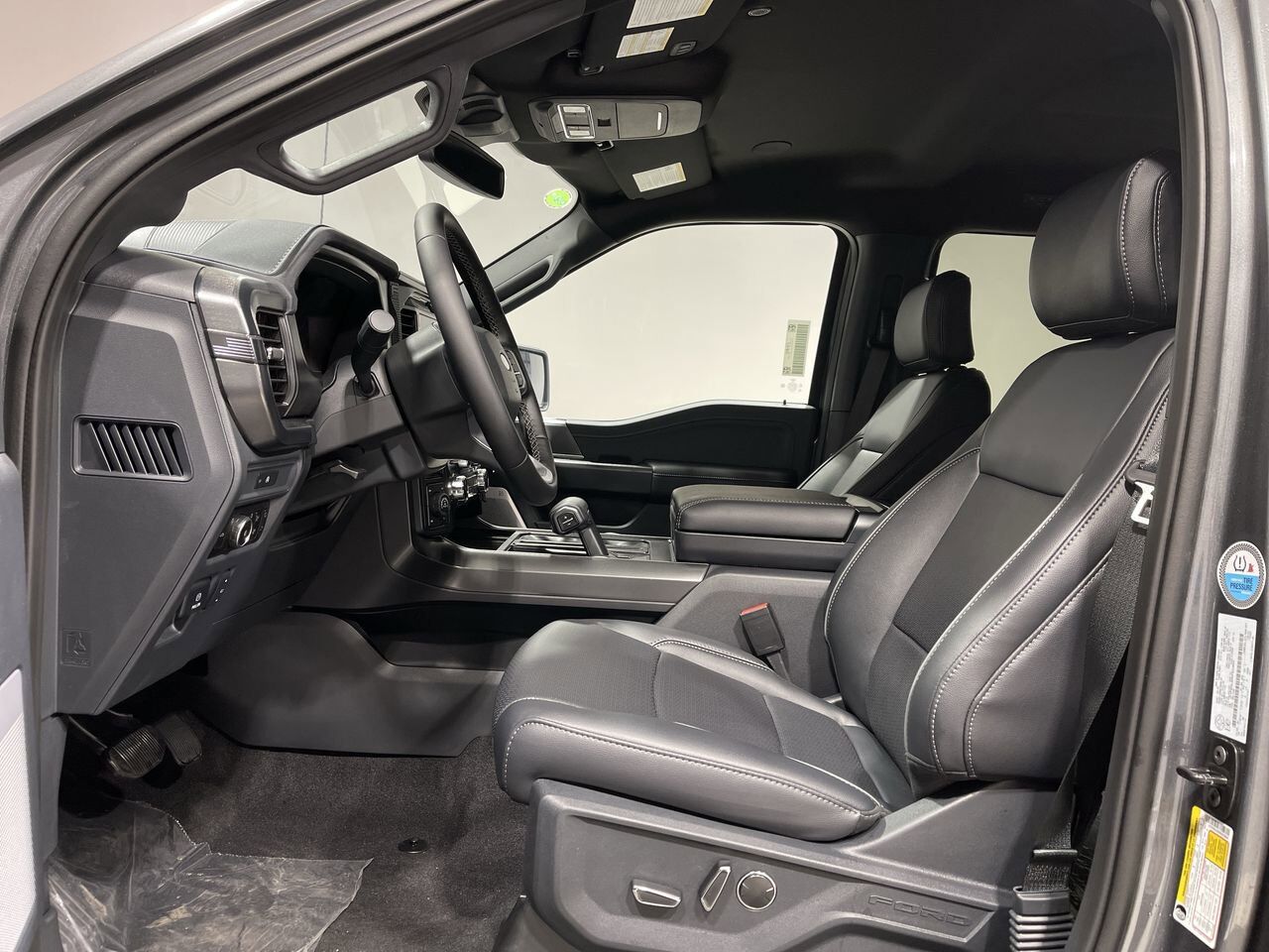 2025 Ford F-150 LARIAT - FACTORY ORDER Sherwood Park AB